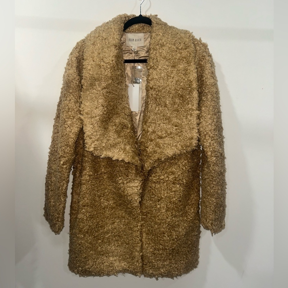 MOON RIVER ANTHROPOLOGY Peak Collar sherpa Tan Coat Size S - Picture 2 of 8
